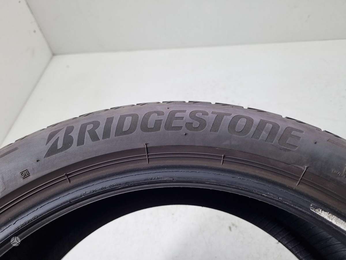 Bridgestone 6mm, летние 225/45 R18