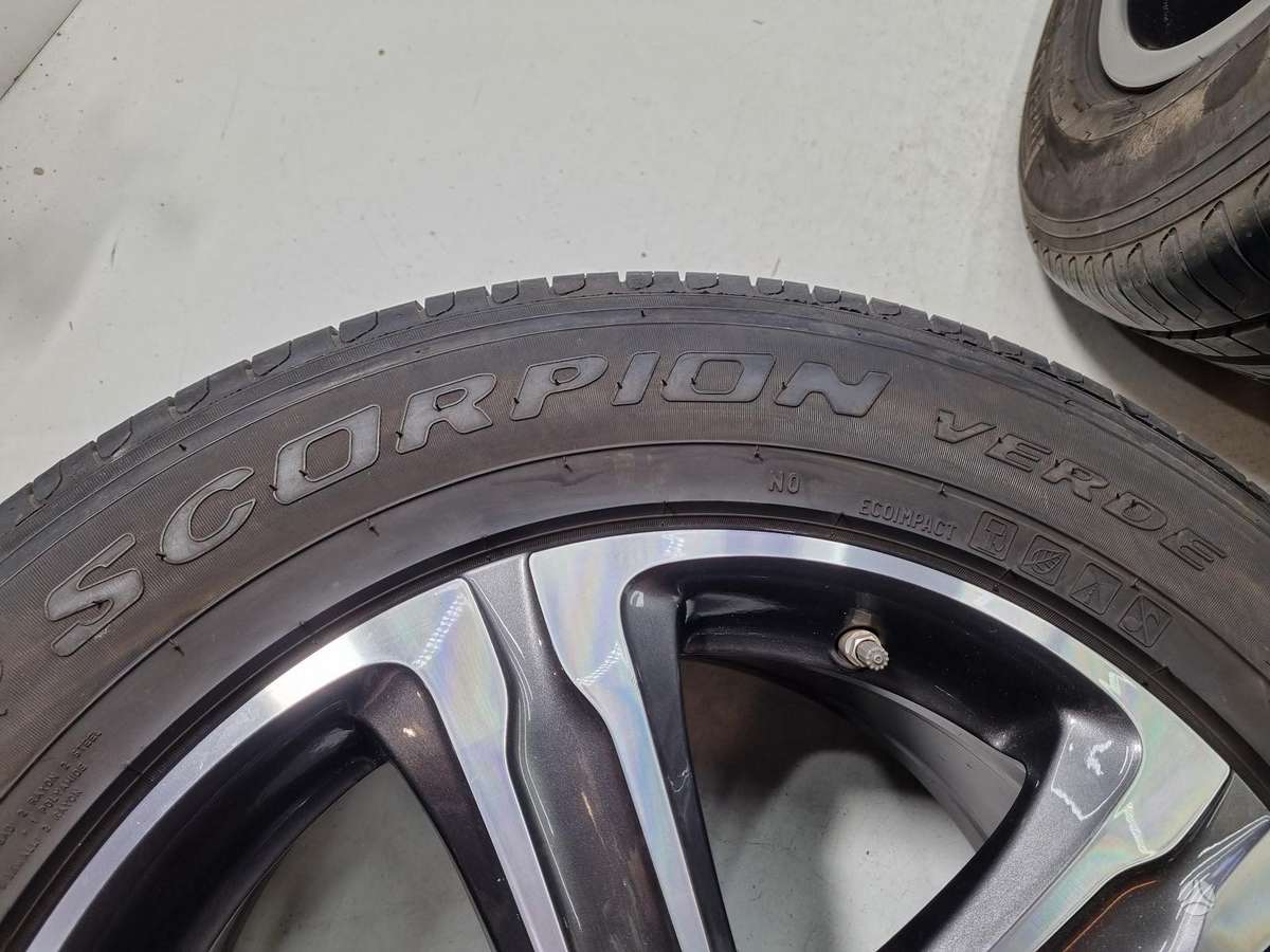 Pirelli, vasarinės 235/60 R18
