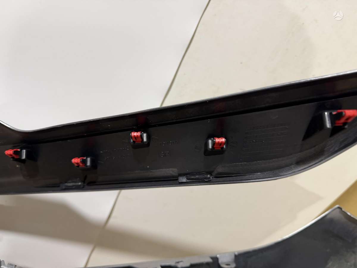 Toyota C-HR, 52119F4250