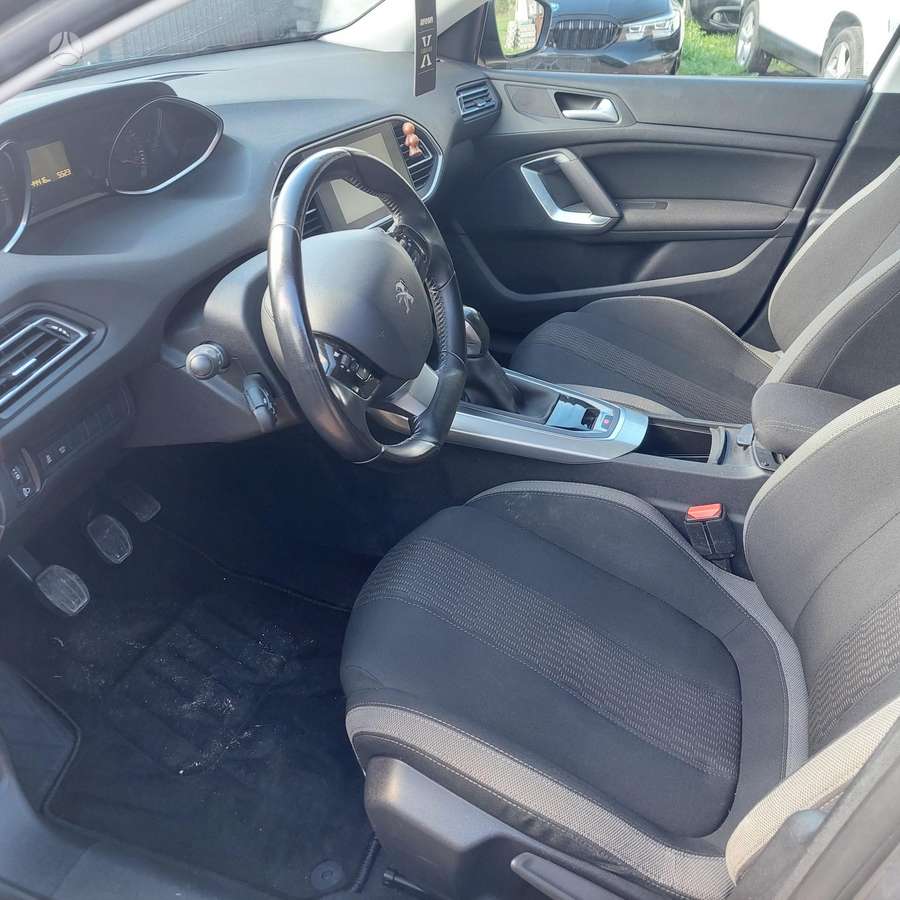 Peugeot 308 - 10