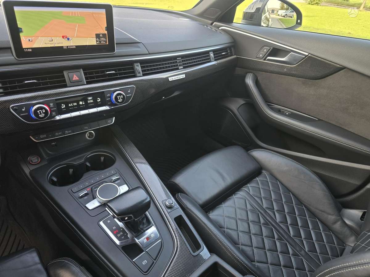 Audi S4, 3.0 l., Седан