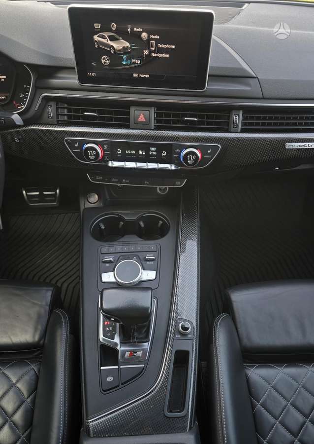 Audi S4, 3.0 l., Седан