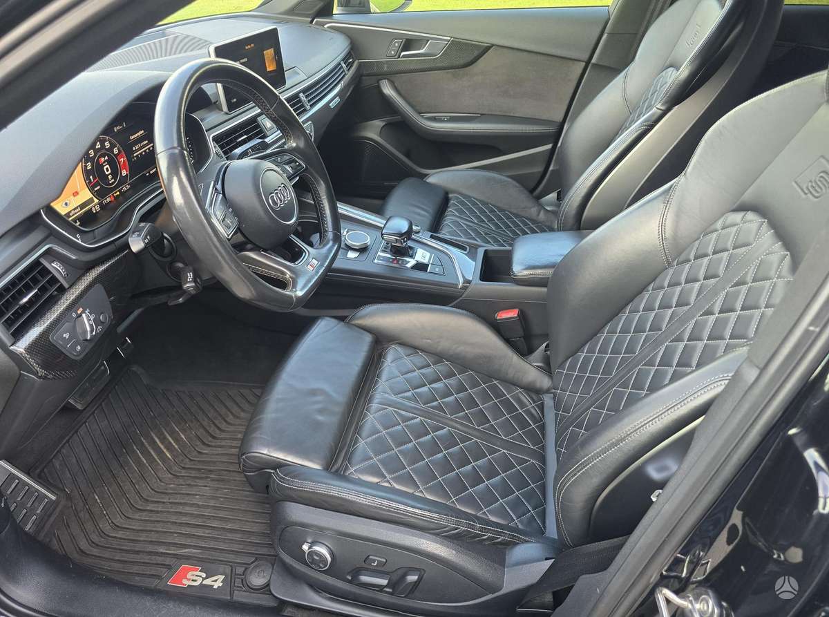 Audi S4, 3.0 l., Седан