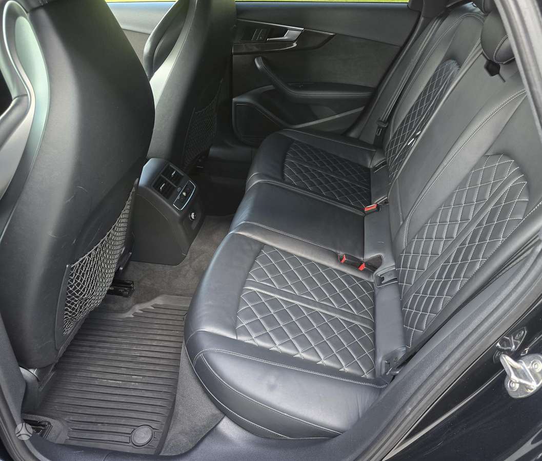 Audi S4, 3.0 l., Седан