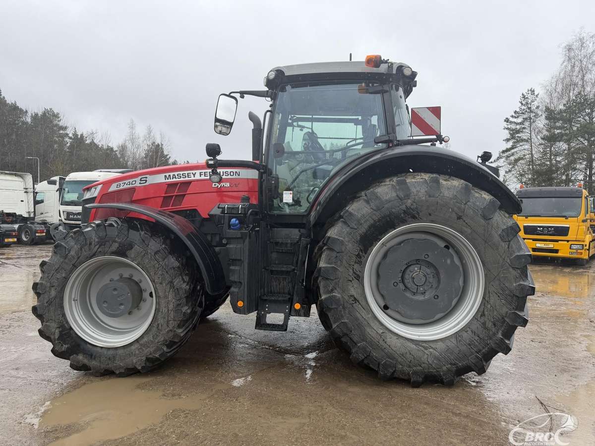 Massey Ferguson S 8740, tractors