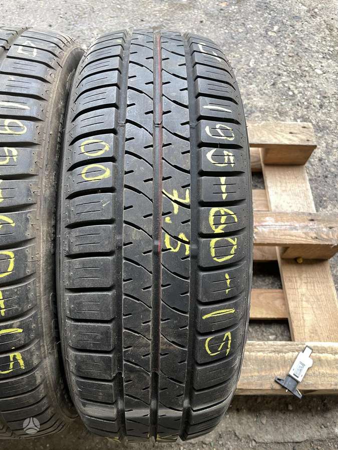 Firestone Firehawk 700, summer 195/60 R15