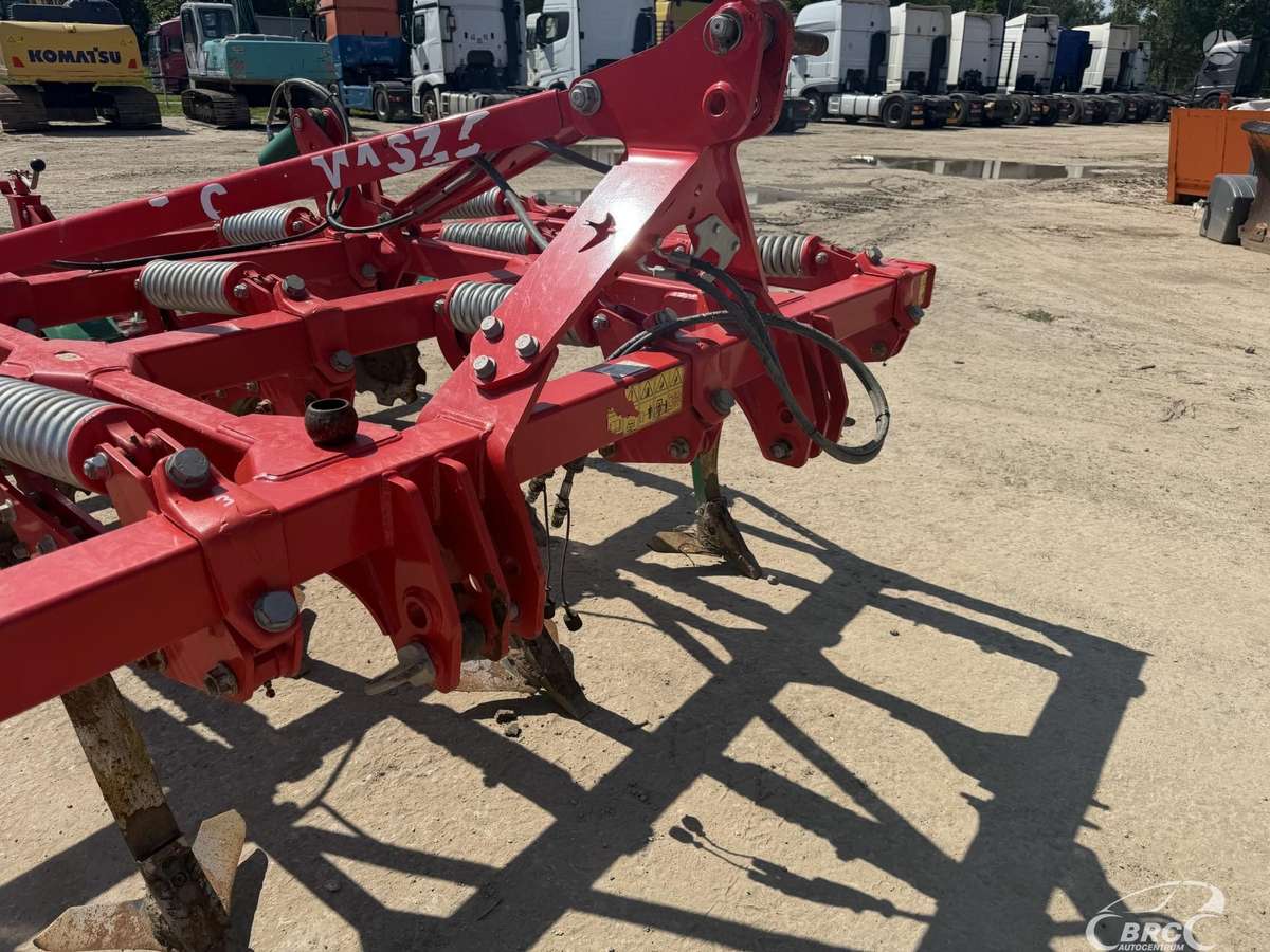 AGRO-MASZ Runner30, scrapers, scrubbers