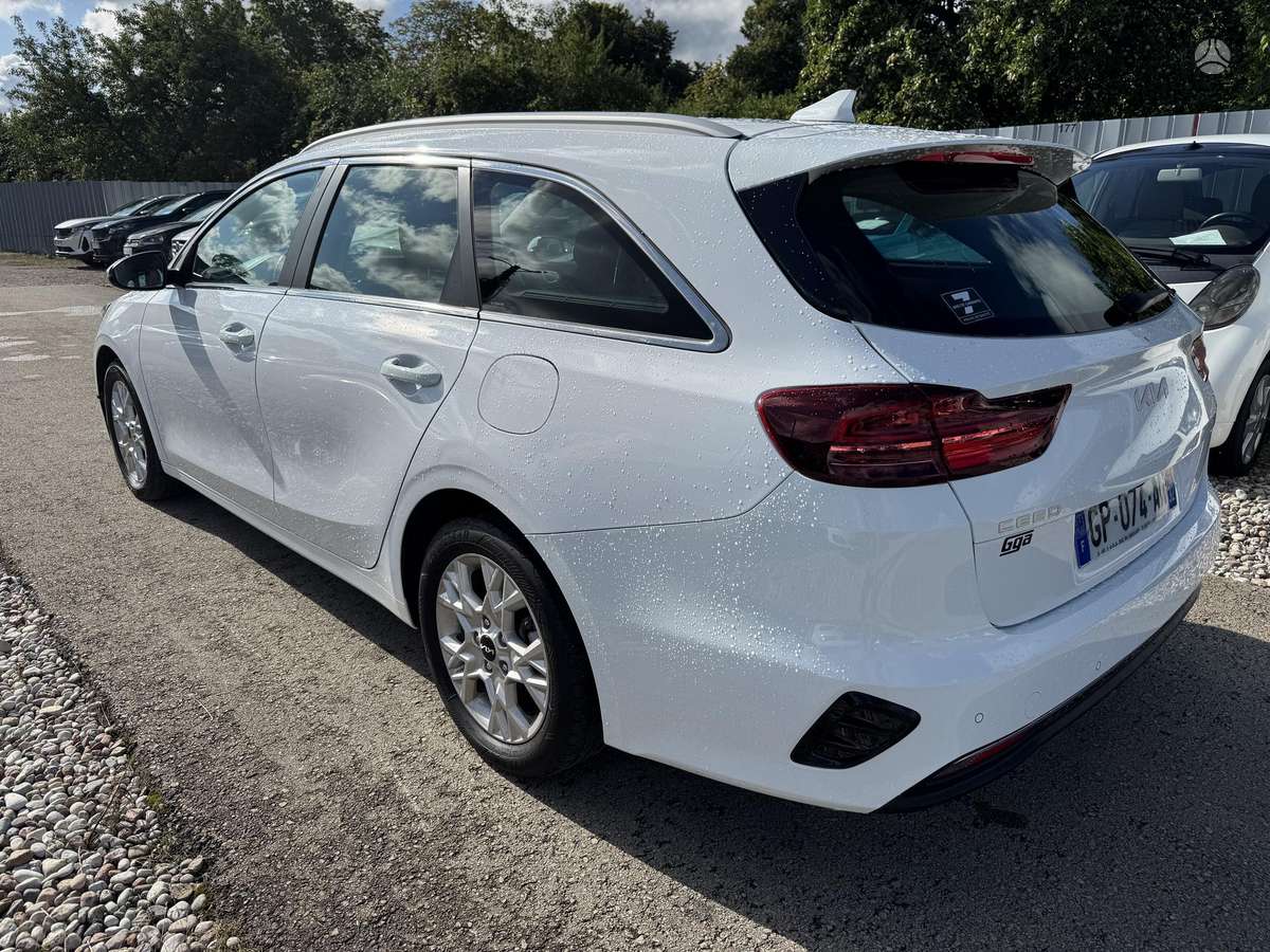 Kia Ceed, 1.6 l., Универсал