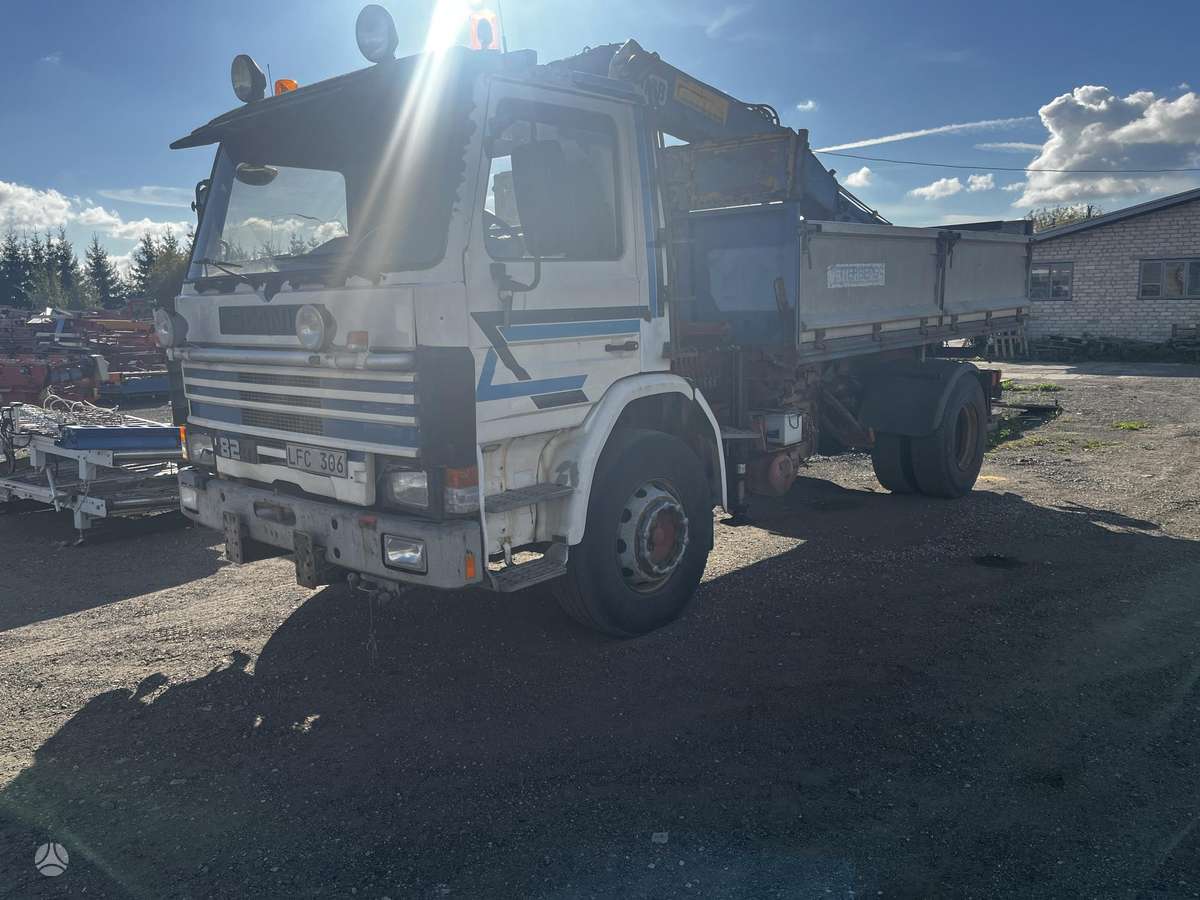 Scania 82, dumpers with crane