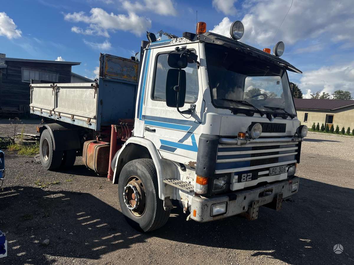 Scania 82, dumpers with crane