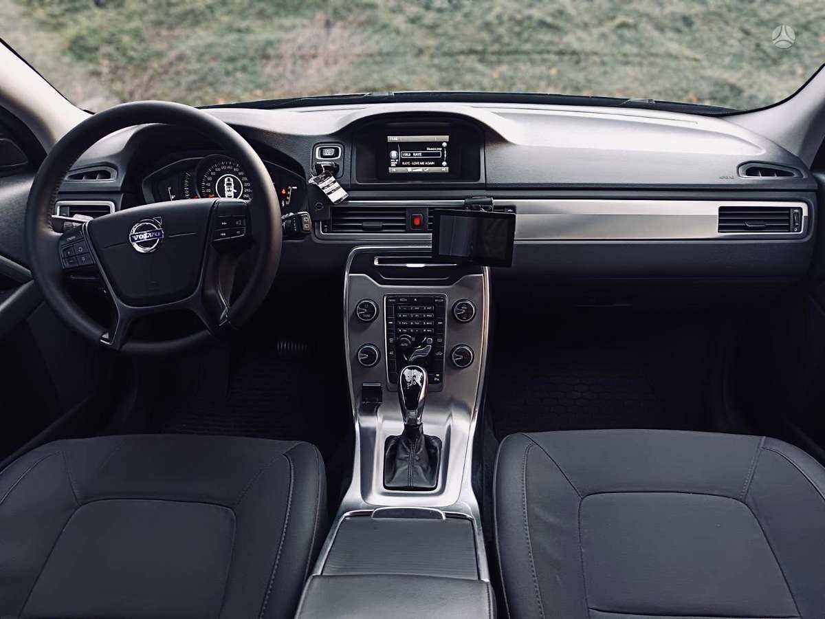 Volvo V70, 2.0 l., Универсал