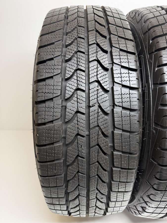 Goodyear UltraGrip Cargo 100%, winter 215/60 R17