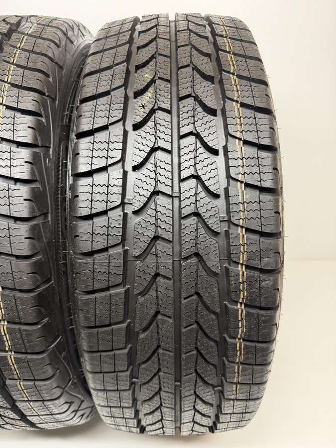 Goodyear UltraGrip Cargo 100%, winter 215/60 R17