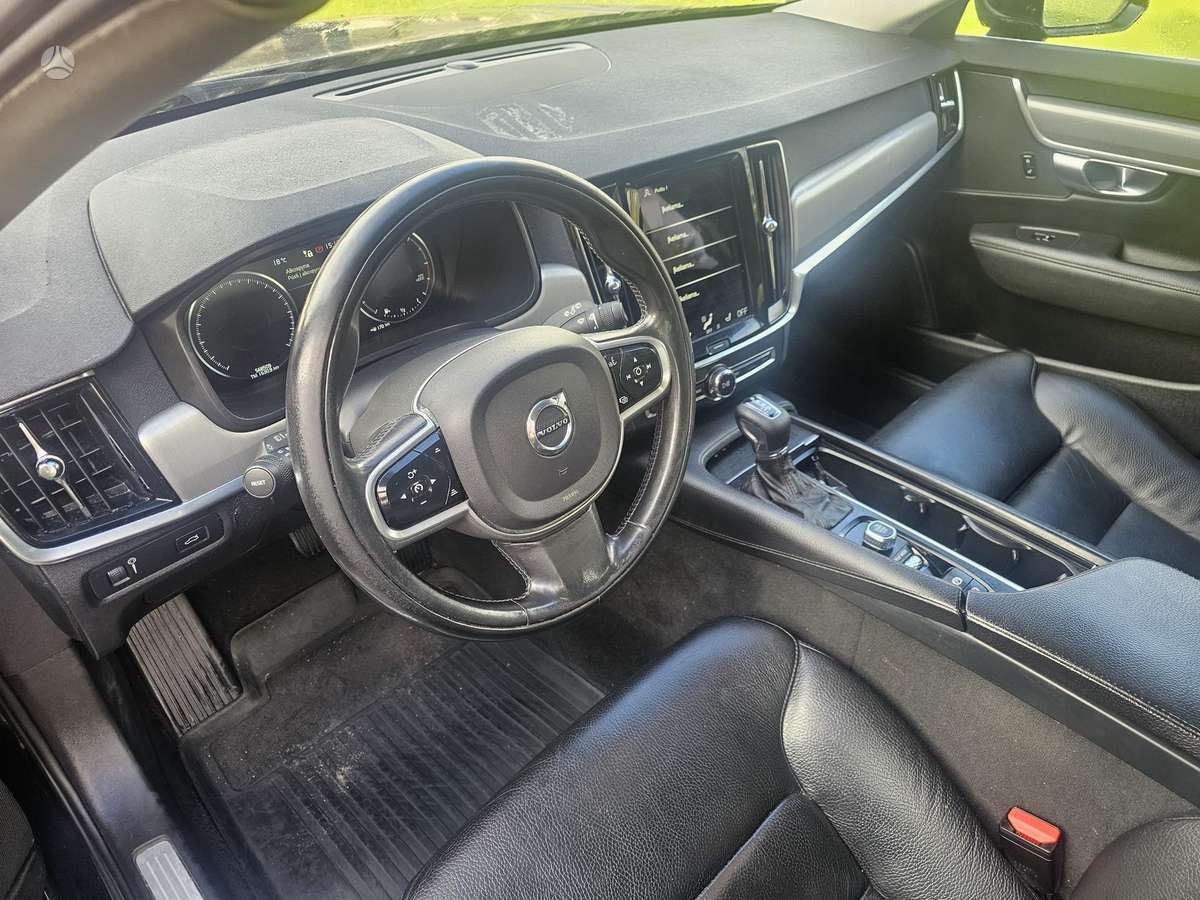 Volvo V90 - 12