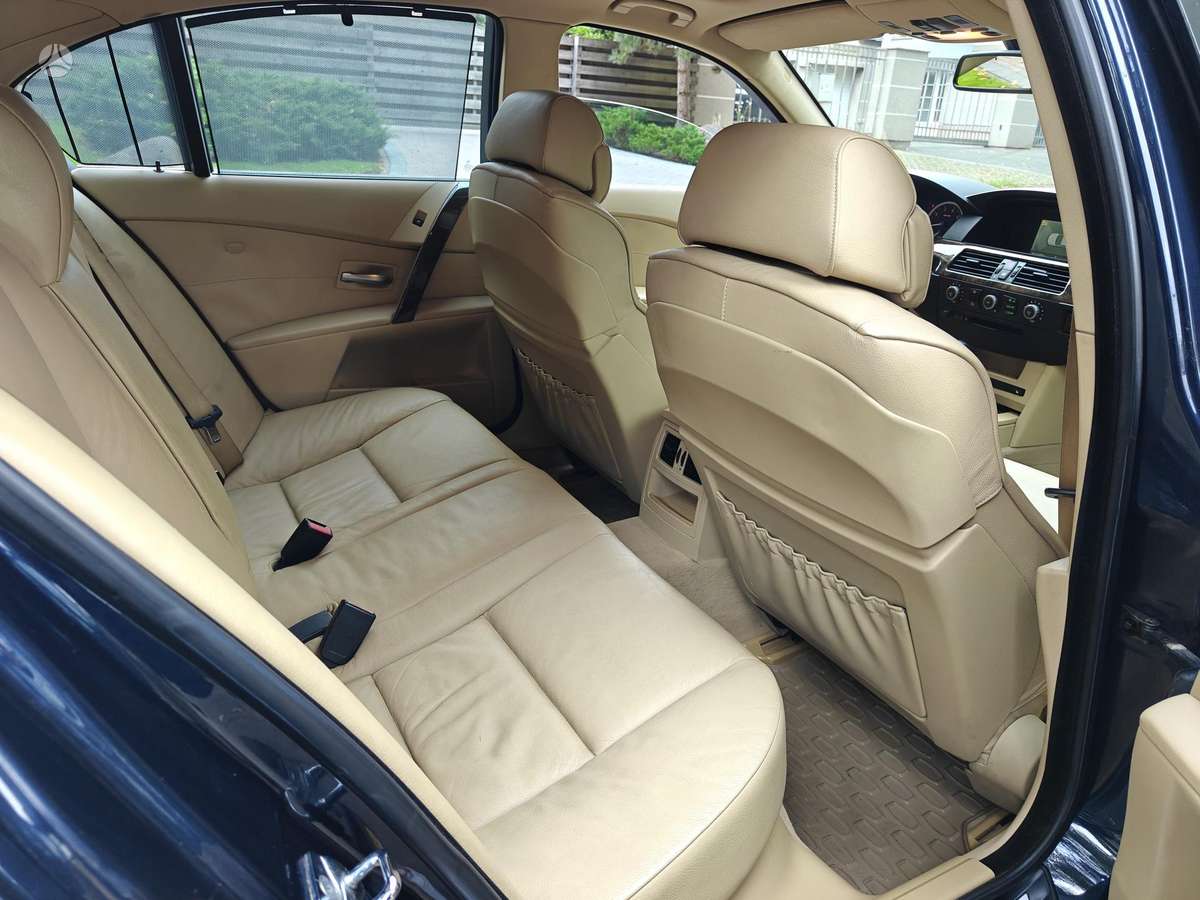 BMW 545, 4.4 l., Седан