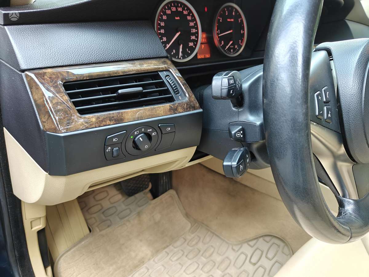 BMW 545, 4.4 l., Седан