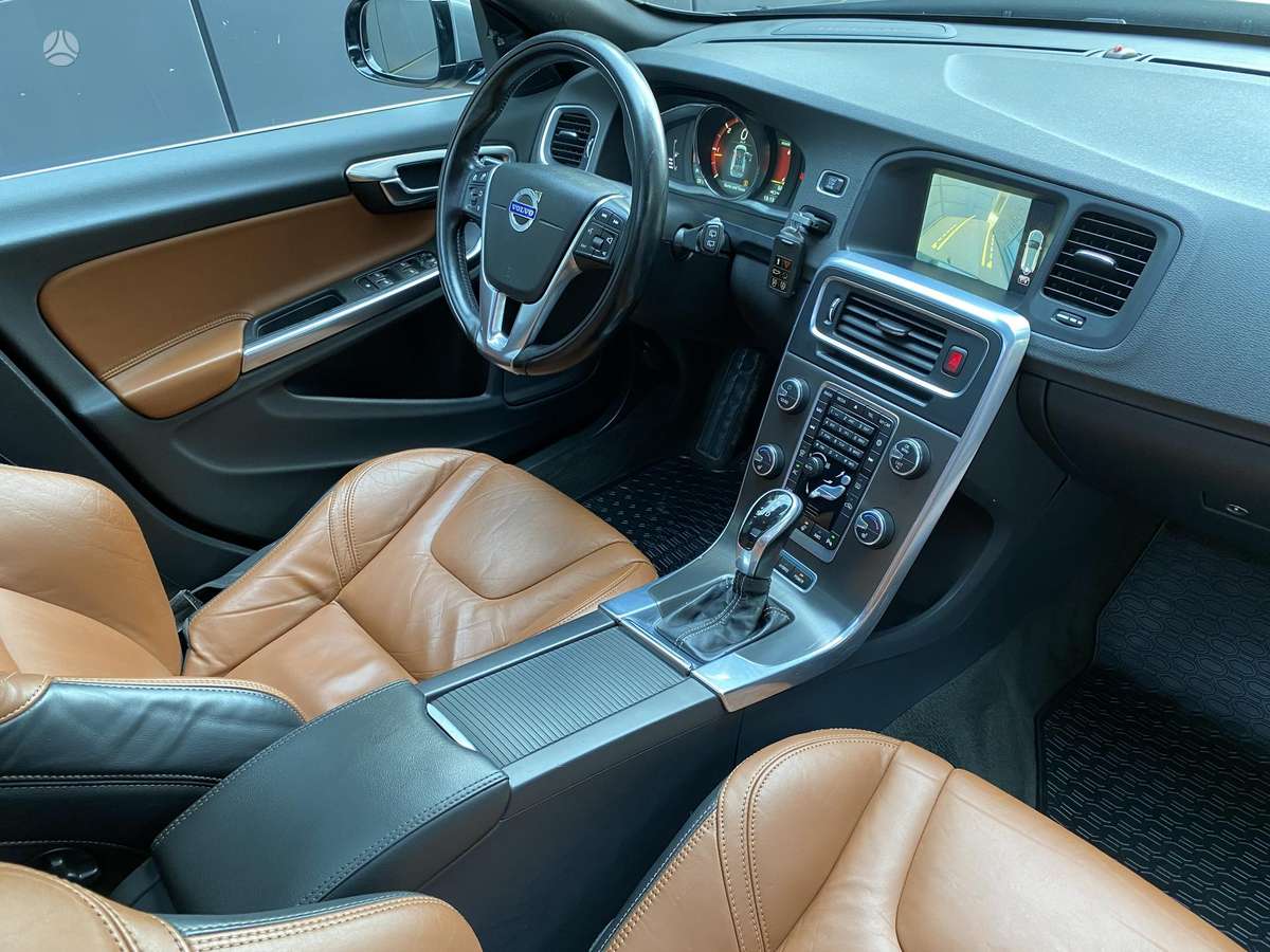 Volvo V60, 2.4 l., Универсал