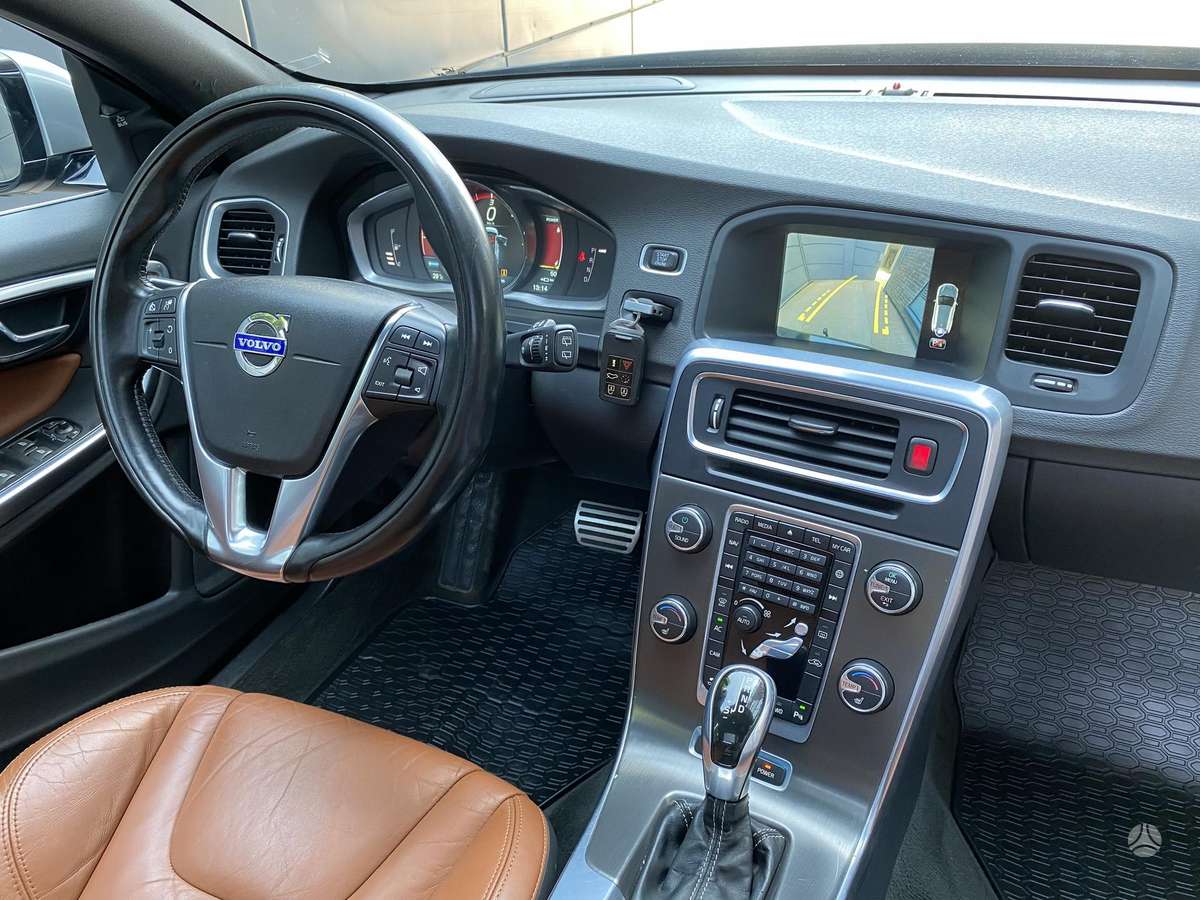 Volvo V60, 2.4 l., Универсал