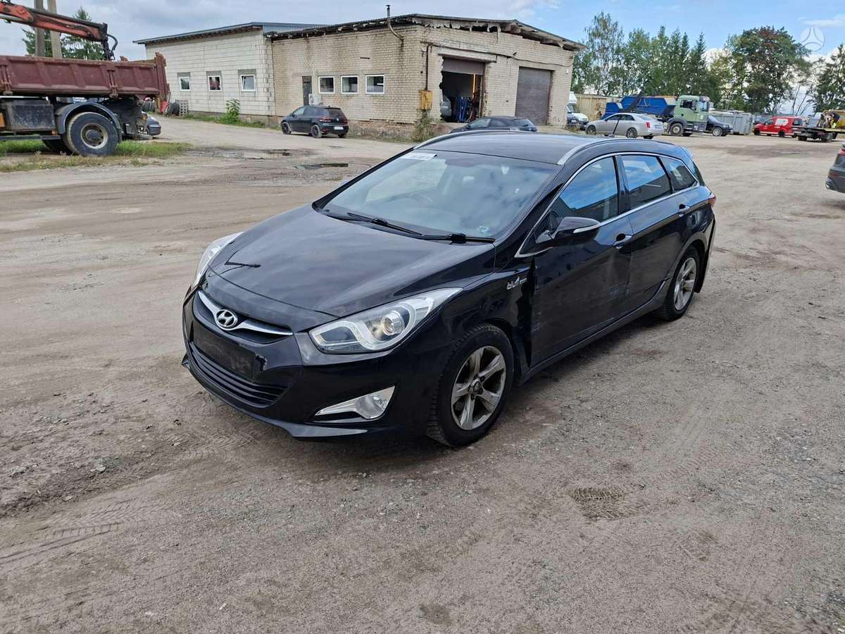 Hyundai i40 dalimis. Engine code d4fd color code nka