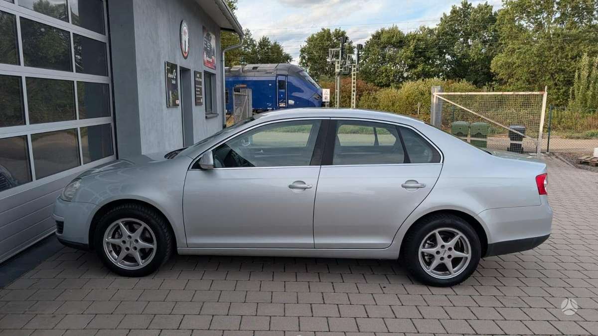 Volkswagen Jetta dalimis