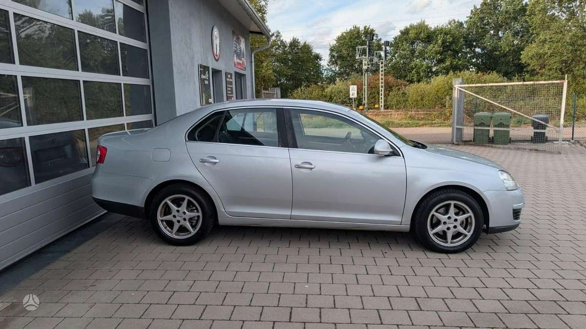 Volkswagen Jetta dalimis