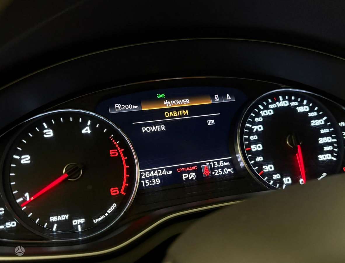 Audi A4, 2.0 l., Универсал