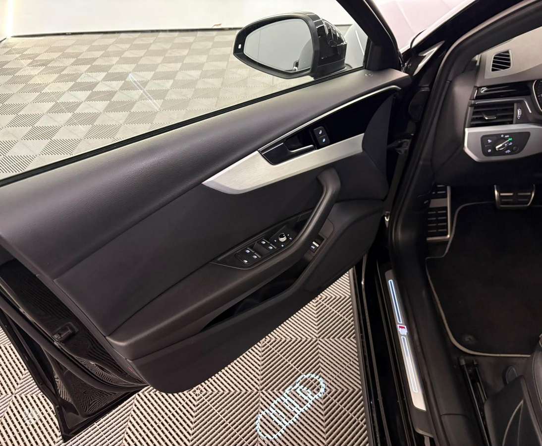 Audi A4, 2.0 l., universalas