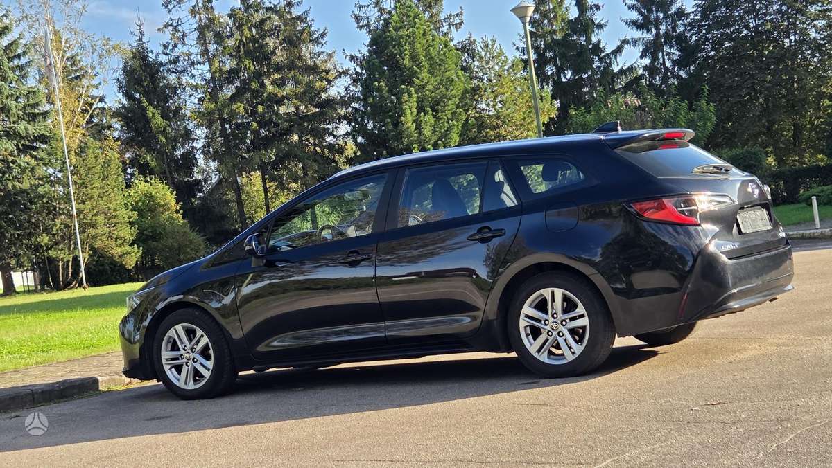 Toyota Corolla - 2