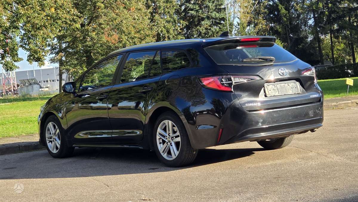 Toyota Corolla - 5
