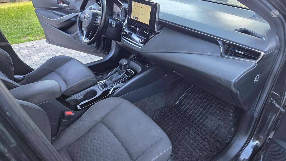 Toyota Corolla - 11