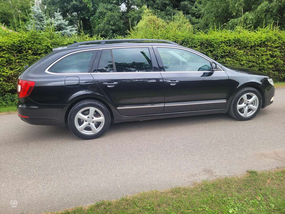 Skoda Superb, 2.0 l., wagon