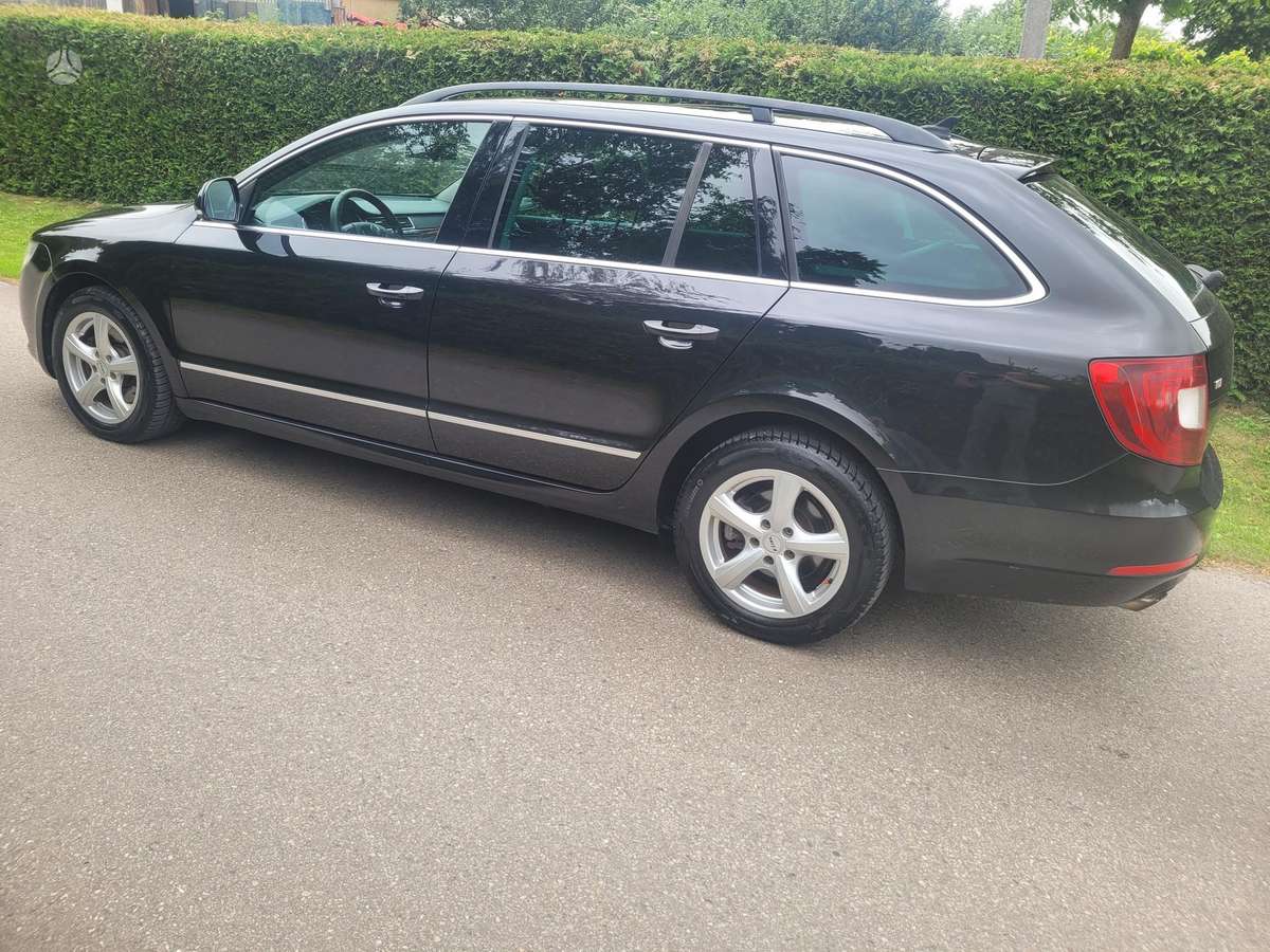 Skoda Superb, 2.0 l., wagon