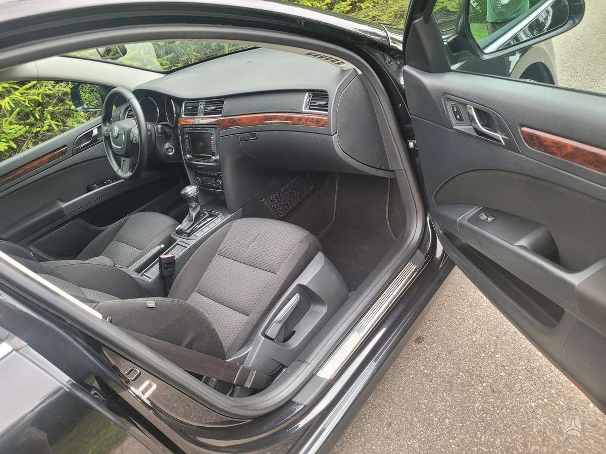 Skoda Superb, 2.0 l., wagon