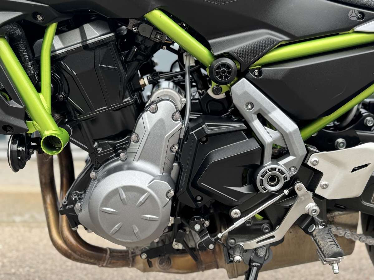 Kawasaki Z 650cc, street / classic