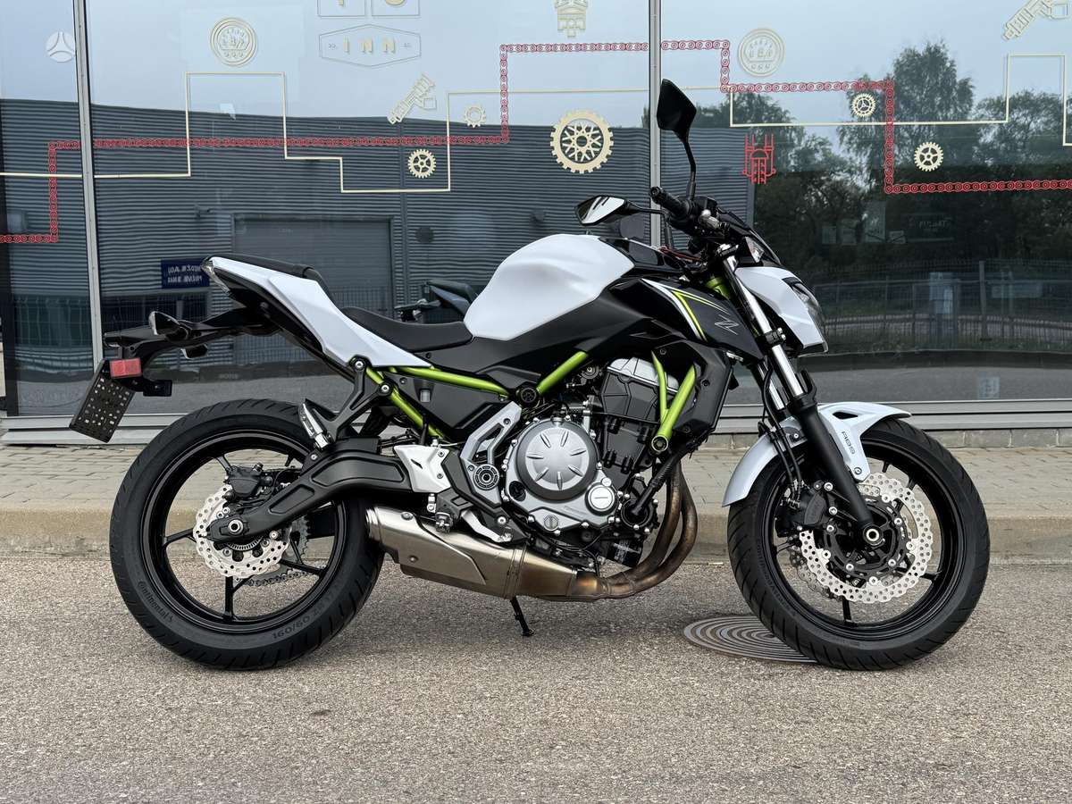 Kawasaki Z 650cc, street / classic
