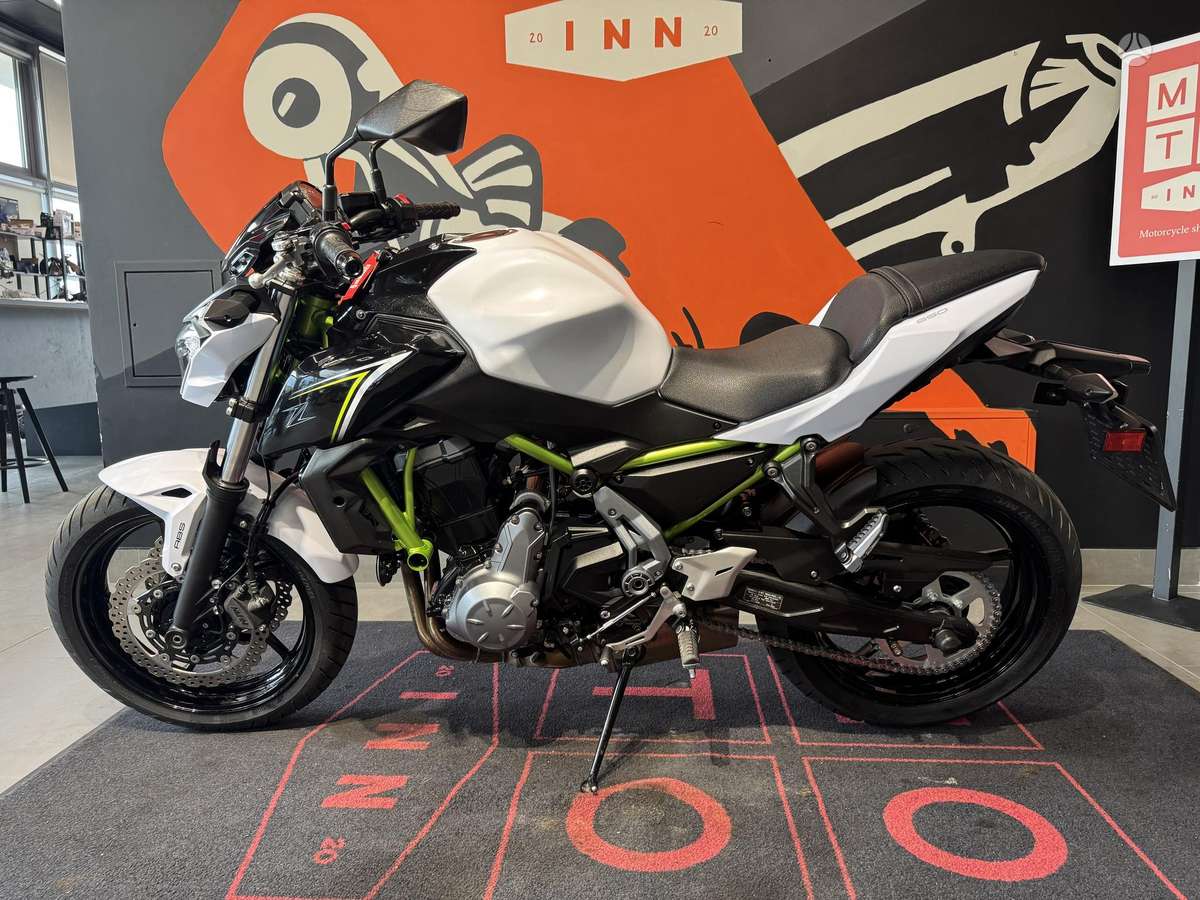 Kawasaki Z 650cc, street / classic