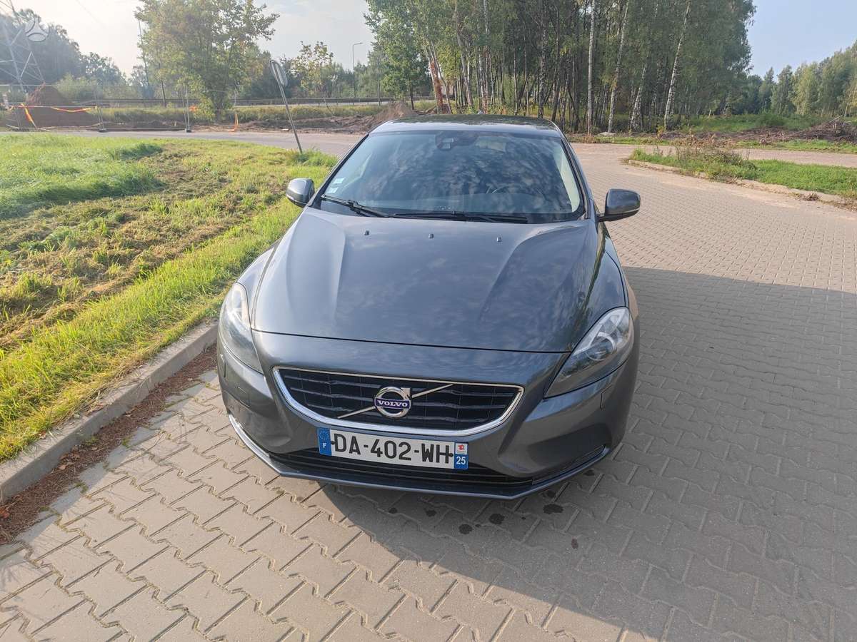 Volvo V40, 2.0 l., Хэтчбек