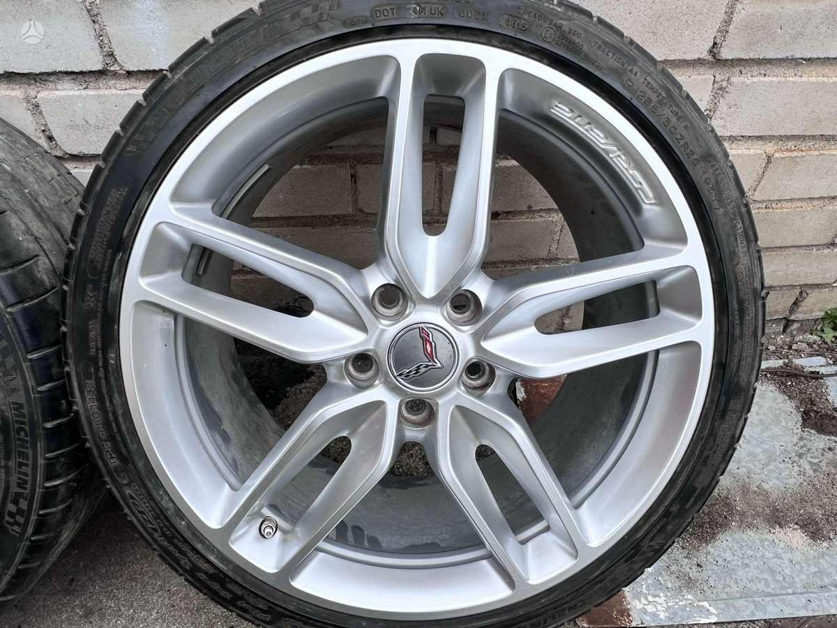 Chevrolet Corvette тюнинг/аксессуары