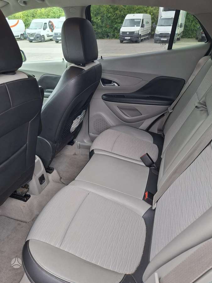 Buick Encore, 1.4 l., off-road / crossover