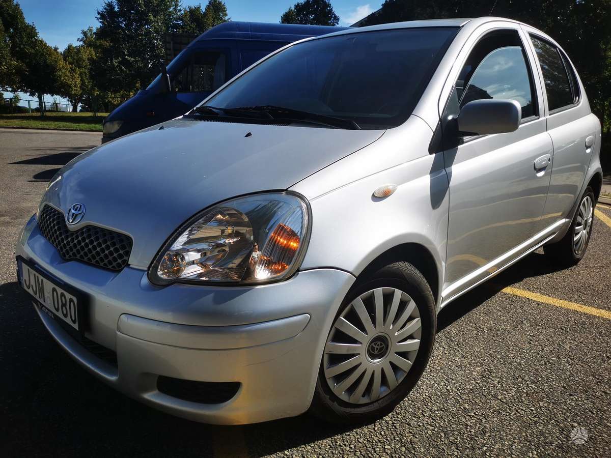 Toyota Yaris, 1.3 l., hatchback