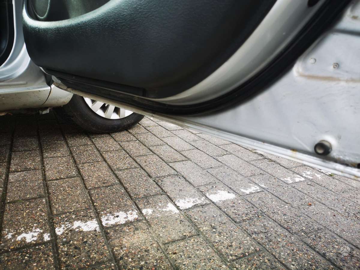 Toyota Yaris, 1.3 l., hatchback