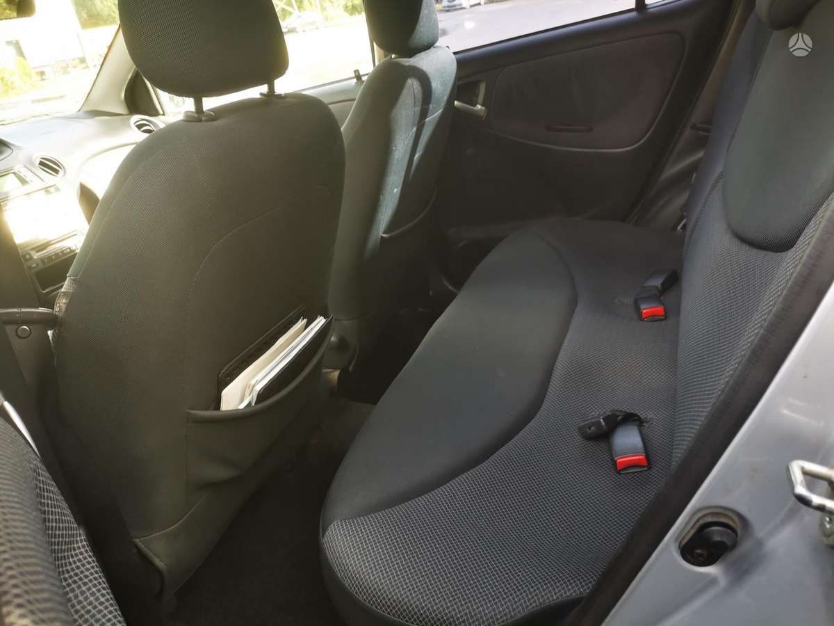 Toyota Yaris, 1.3 l., hatchback