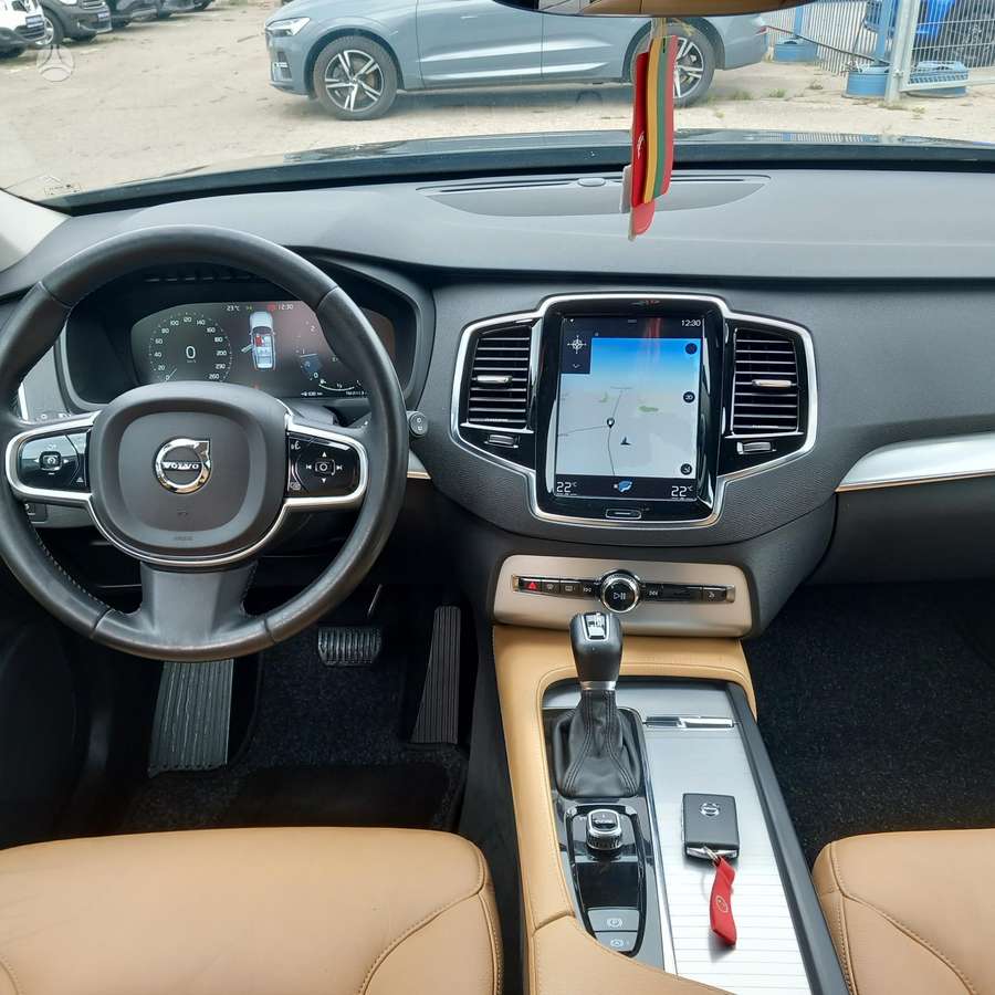 Volvo XC90 - 7