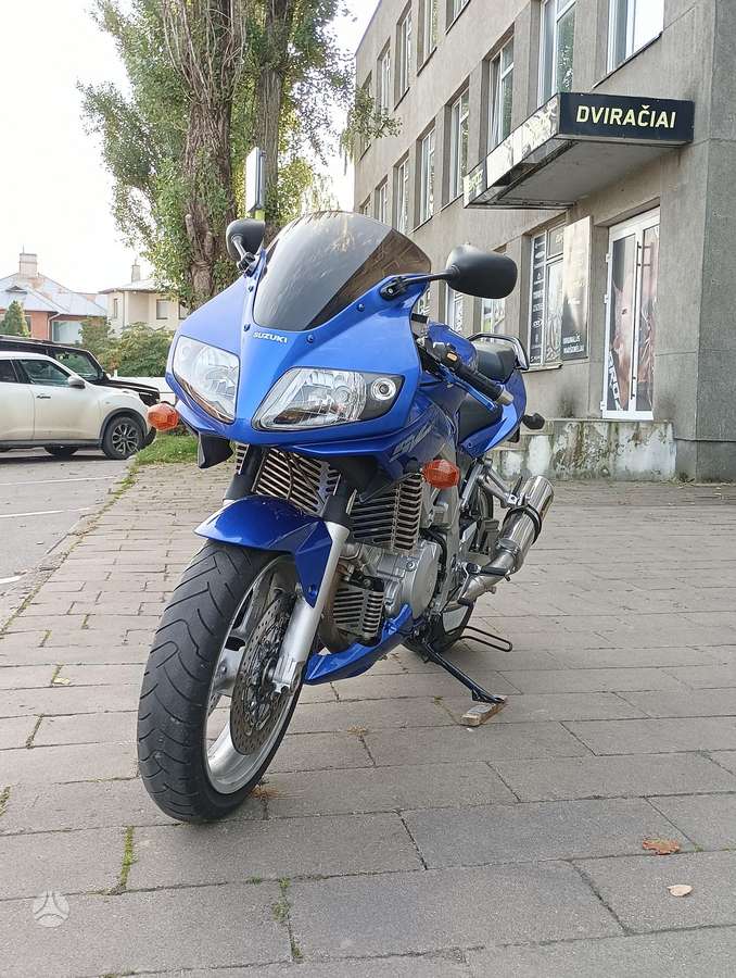 Suzuki SV 1000cc, street / classic