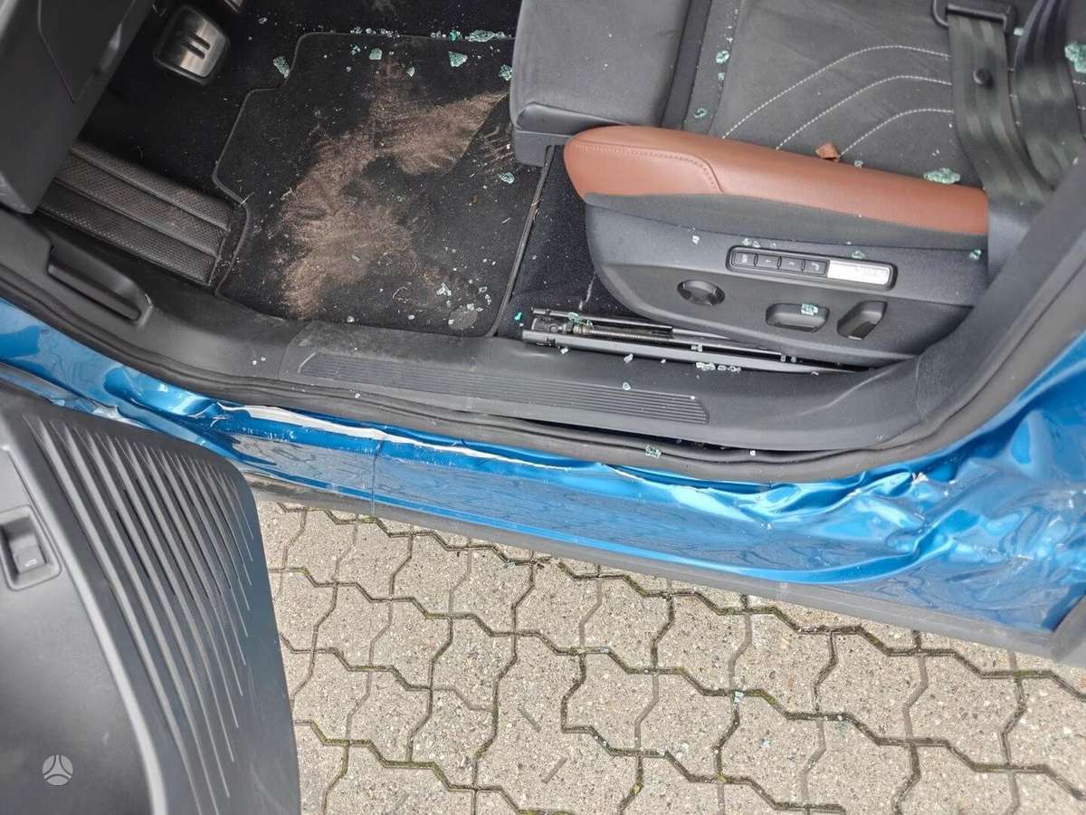 Volkswagen ID.4 - 7