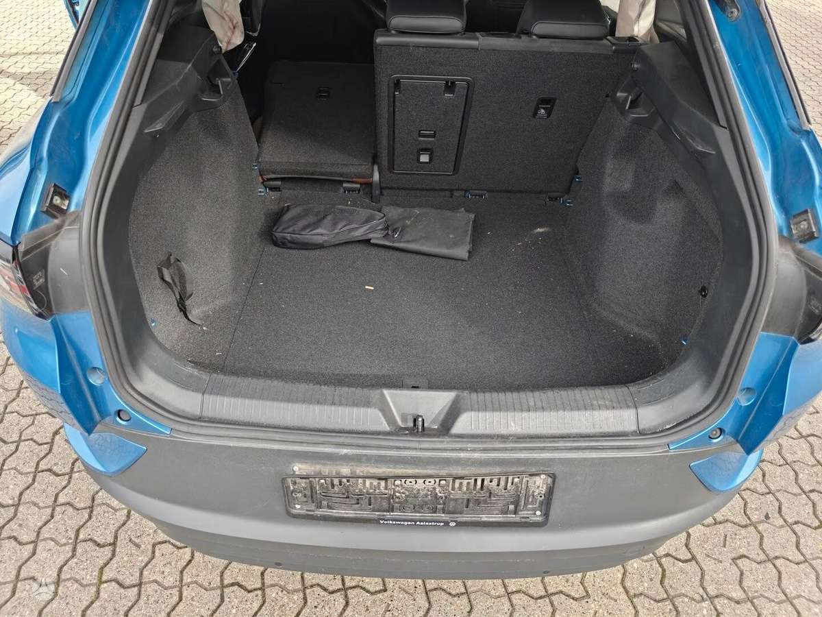 Volkswagen ID.4 - 9