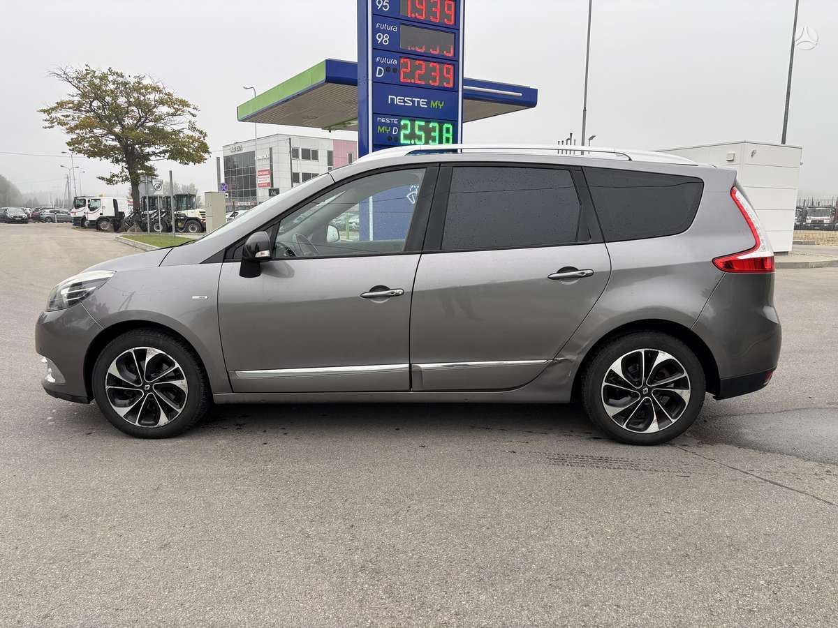 Renault Grand Scenic - 7
