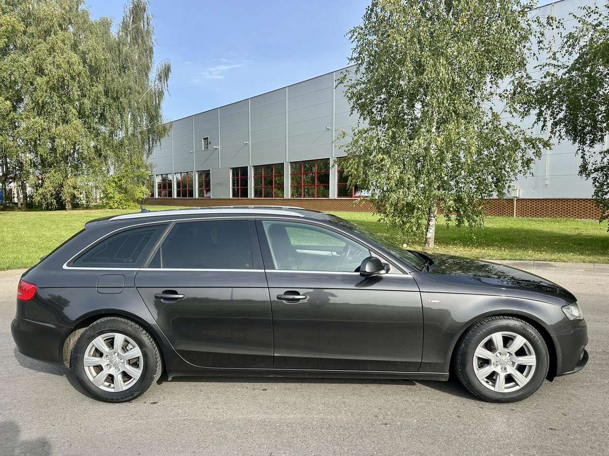 Audi A4, 2.0 l., Универсал