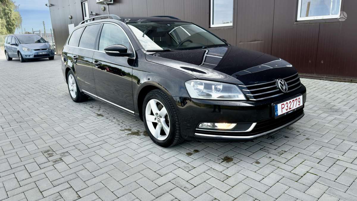 Volkswagen Passat - 2