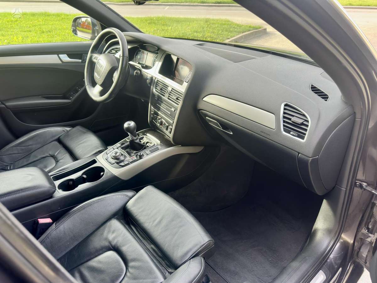 Audi A4, 2.0 l., Универсал